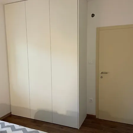 Lea Apartment Starigrad Paklenica